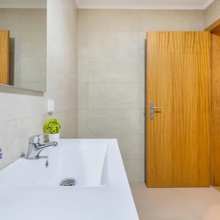 Se Catedral Two Bedroom 1 Apartment Funchal (Madeira)